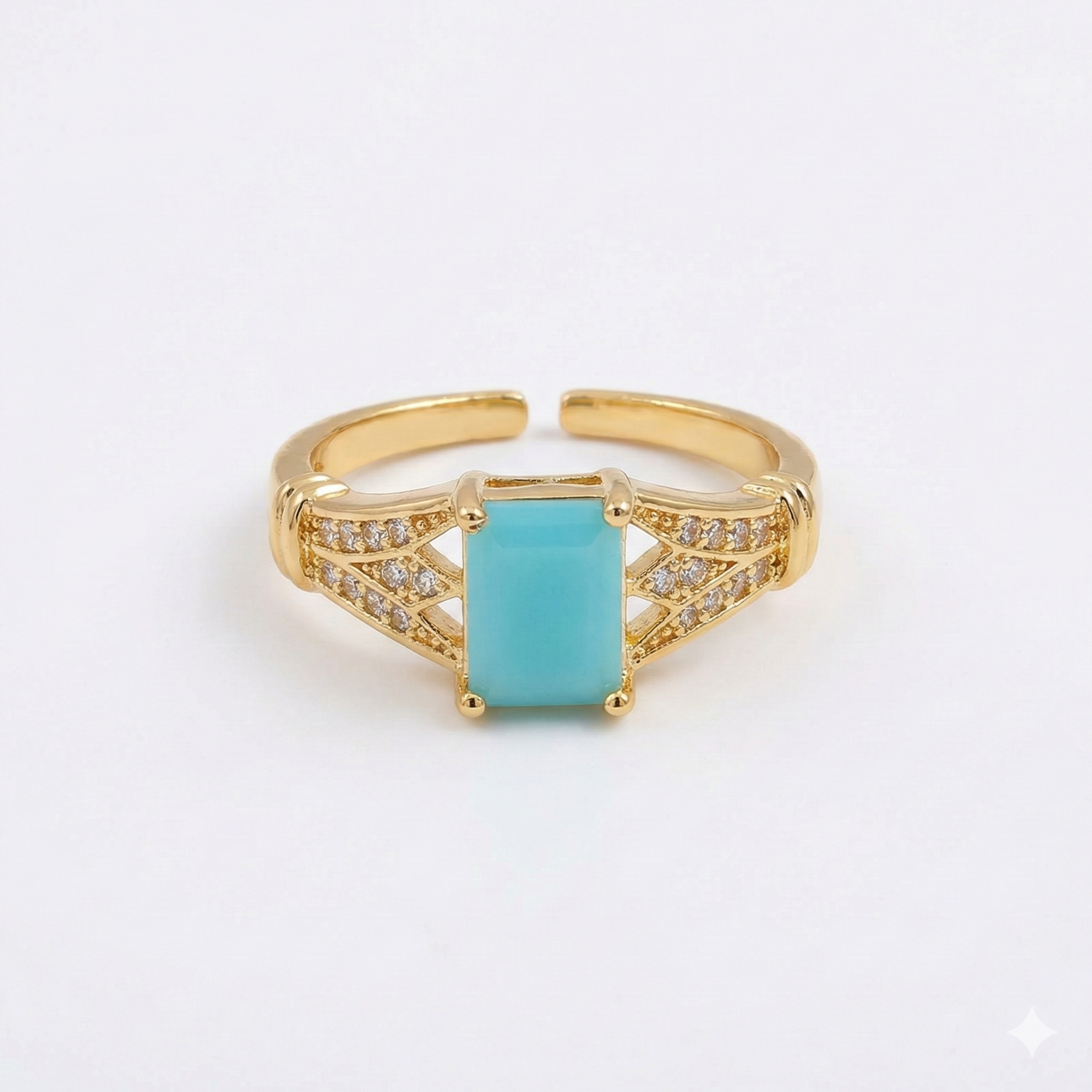 The Cyan Empress Gold Lattice Ring